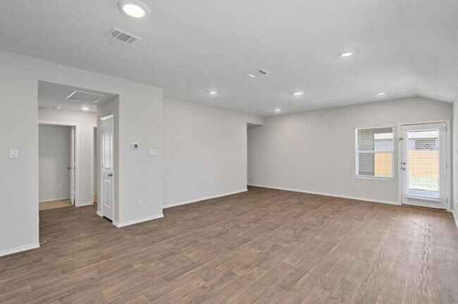 Foto del edificio - 4 Bed 2 Bath Home in Cottonwood Creek!