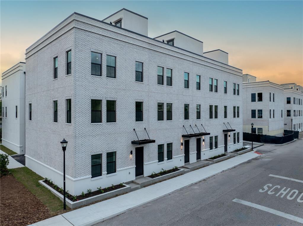 Foto principal - 1218 E Kay St