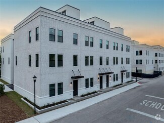Building Photo - 1218 E Kay St