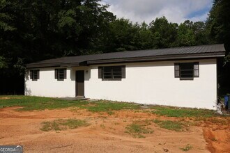 Building Photo - 130 Pigeon Creek Rd