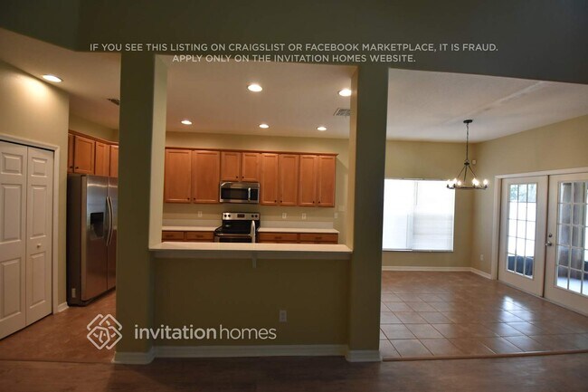 Foto del edificio - 14020 Eden Isle Blvd