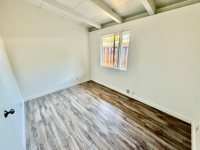 Building Photo - 1356 Torrance Ave