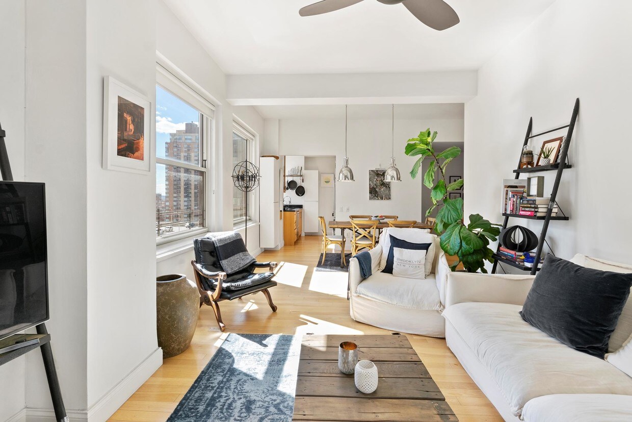 88 Greenwich St Unit 1104, New York, NY 10006 Room for Rent in New York, NY