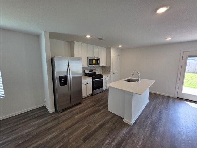 Building Photo - 40934 Seasoned Oak Ln