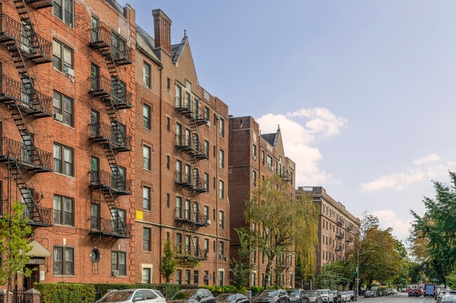Building Photo - 681 Ocean Ave