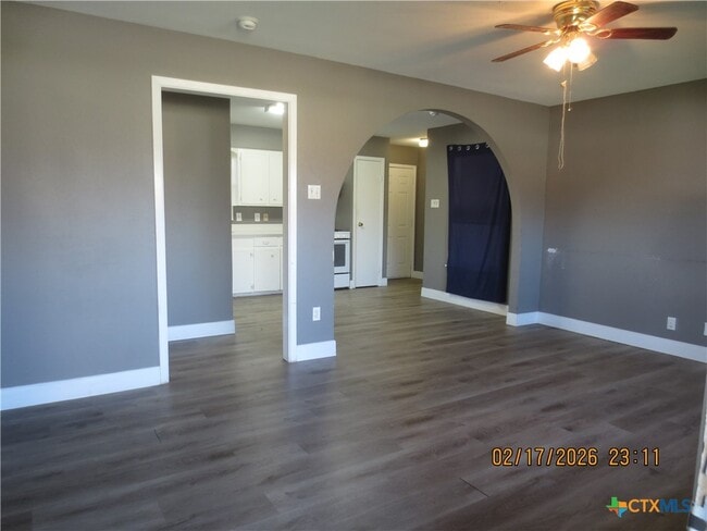 Building Photo - 2003 E Mimosa Ave