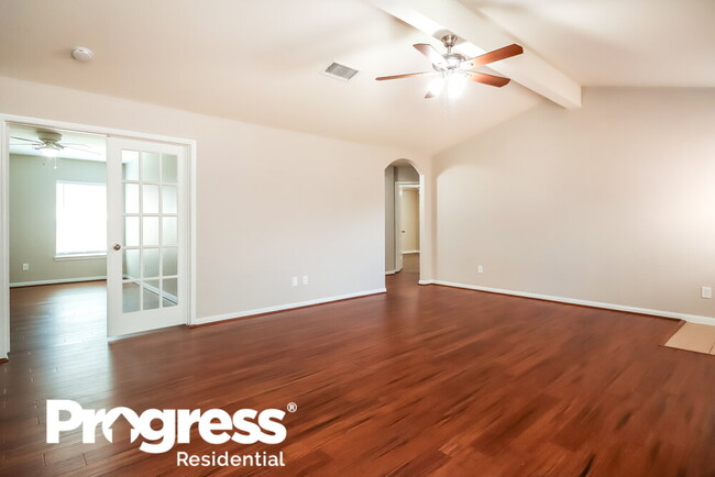 Foto del edificio - 12066 Quartersawn Ln