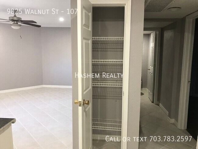 Building Photo - Beautifully Renovated 2 Bedroom