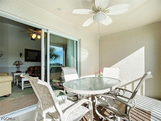 Building Photo - 10401 McArthur Palms Ln