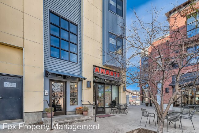 Building Photo - 4580 Broadway St