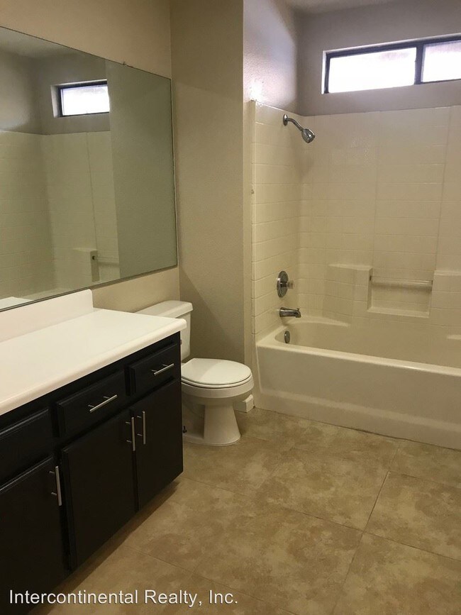Building Photo - 3110 Brookside Dr