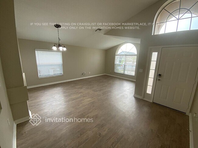 Foto del edificio - 4628 Eagle Peak Dr