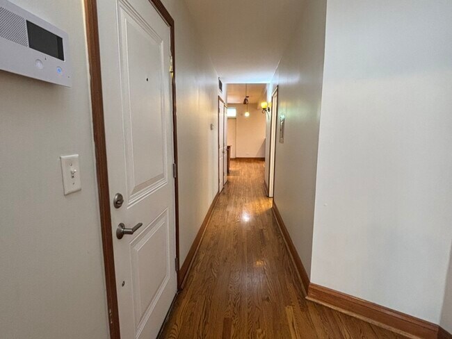 Foto del edificio - 4003 S Calumet Ave