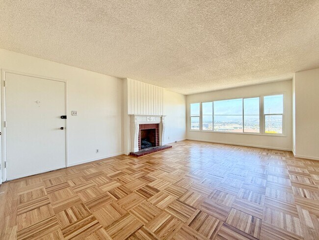 Foto del edificio - 56 Montrose Ave