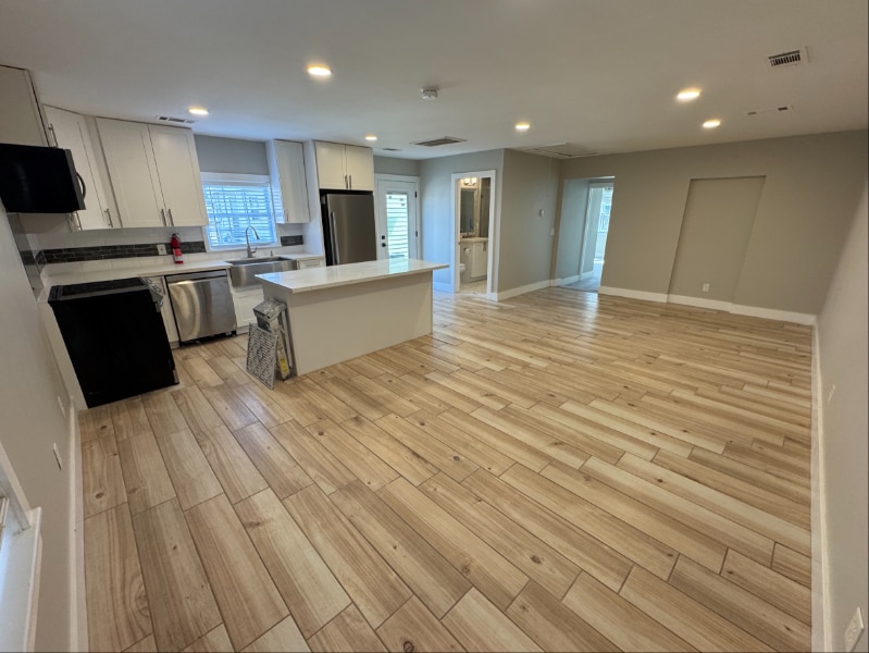 Photo - 329 E 25th St (Houston, TX)