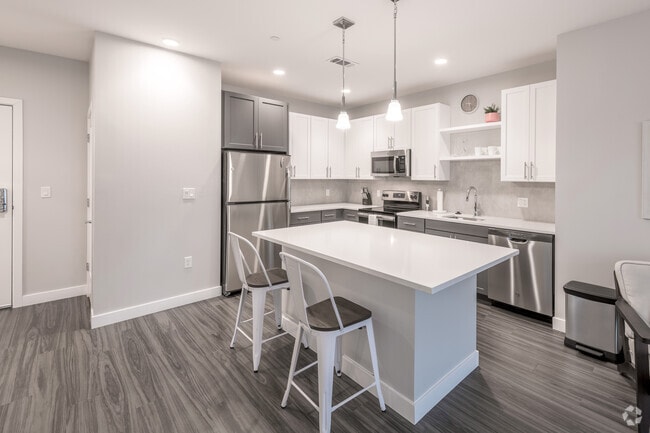 1HAB, 1BA - Harborwalk Apartments