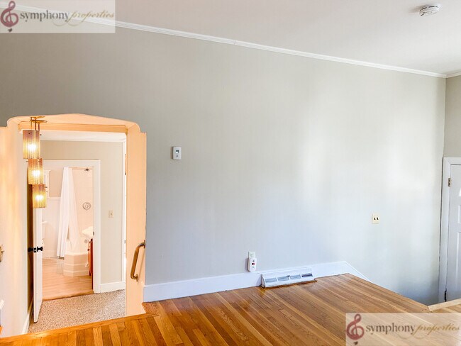 Foto del edificio - 1353 Dorchester Ave