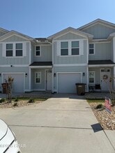 Building Photo - 7682 Shadow Lake Dr