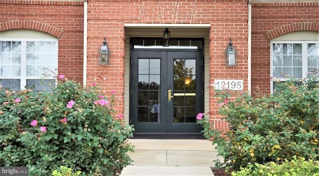 Building Photo - 12195 Abington Hall Pl