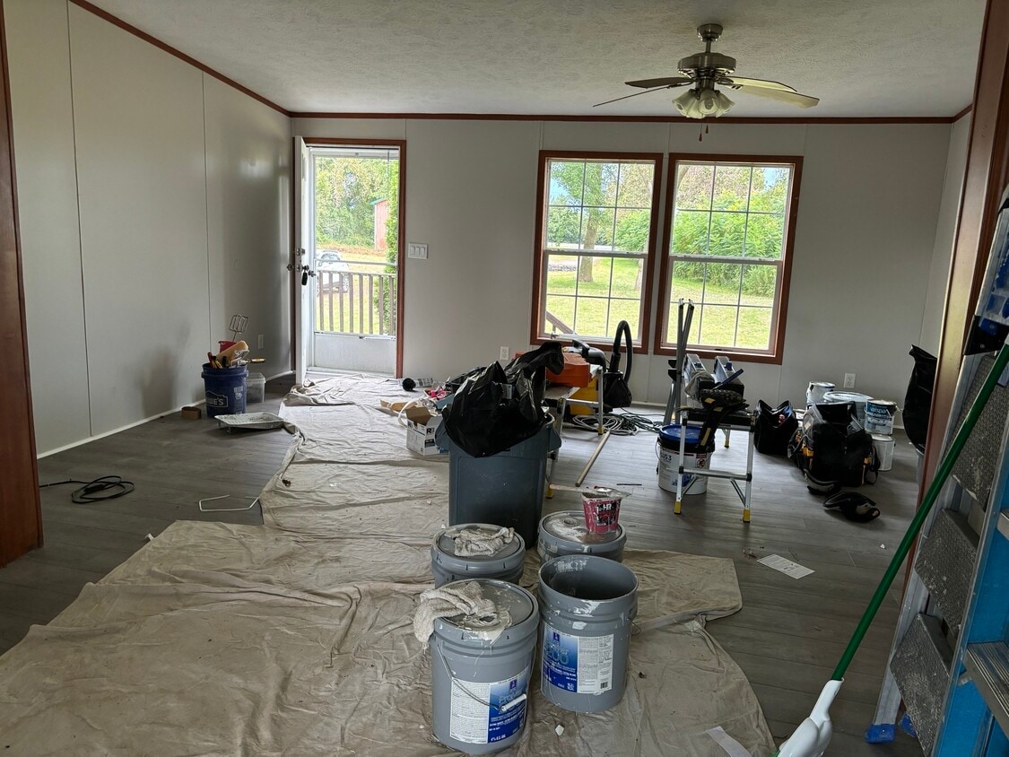 Primary Photo - 3181 NY-5