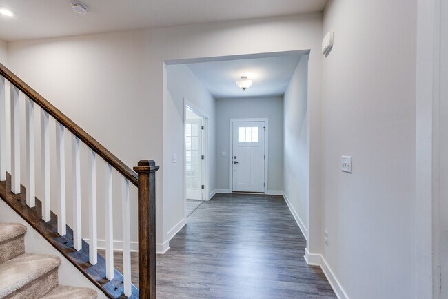 Foto del edificio - 3404 Woodcrest Ct