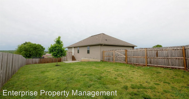 Foto del edificio - 3 br, 2 bath House - 1702 N Hoover Dr