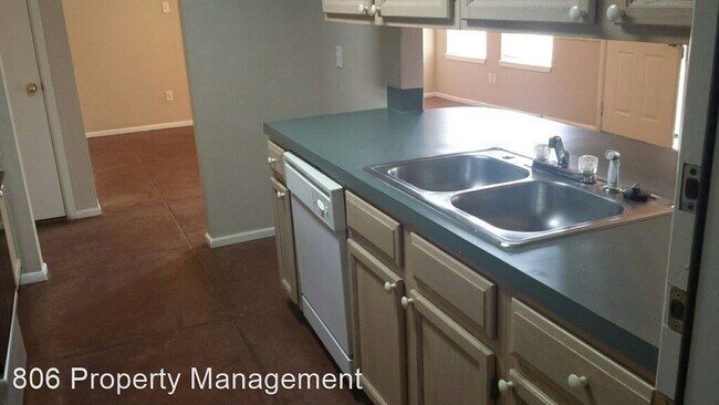 Foto del edificio - 3 br, 2 bath House - 4615 Fordham Ave