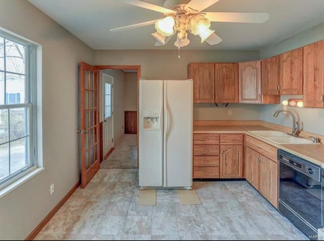 Building Photo - 1626 Landmark Dr