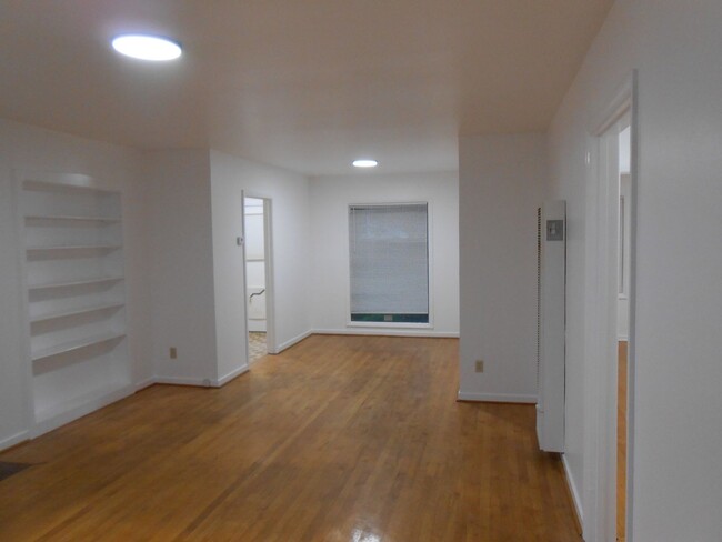 Foto del edificio - Beautiful Richmond 2 bedroom 1 bath home