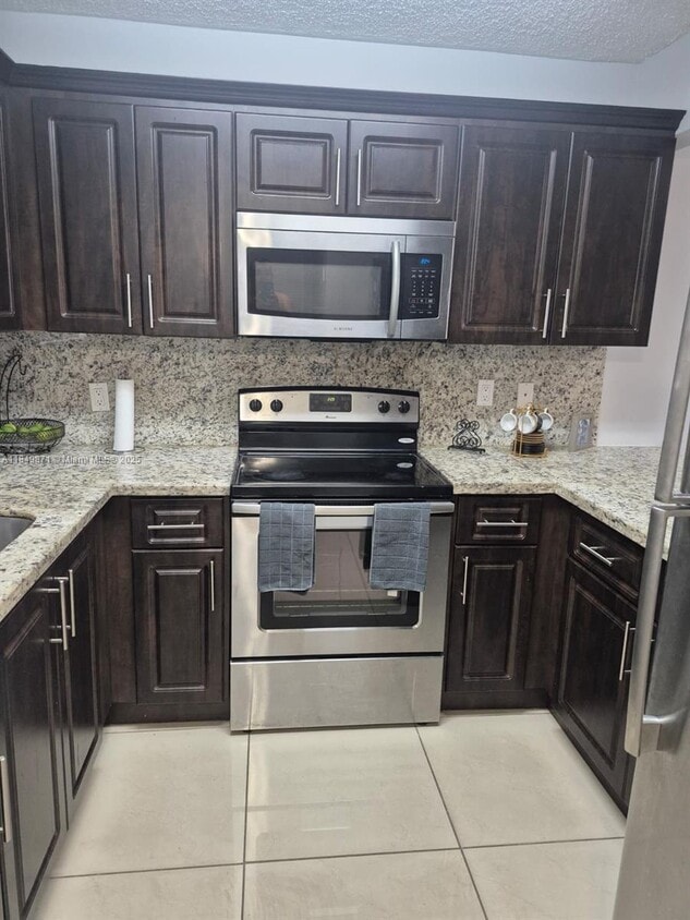 Primary Photo - 7865 W 30th Ct