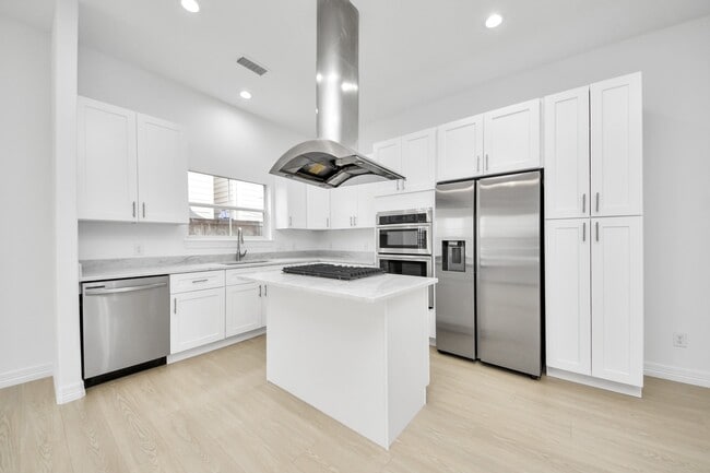 Foto del edificio - 917 McKinney Park Ln