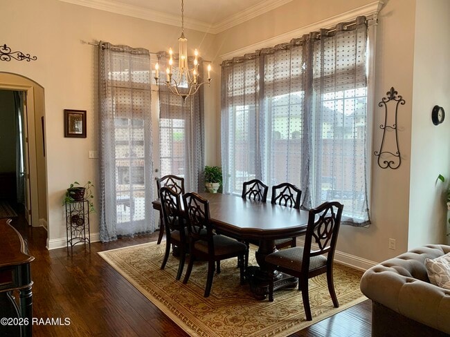 Building Photo - 200 Cypress View Dr