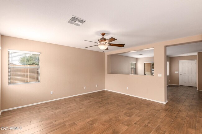 Foto del edificio - 11649 W Brown St