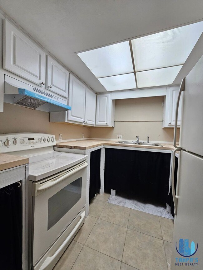 Foto del edificio - 7602 W Powhatan Ave
