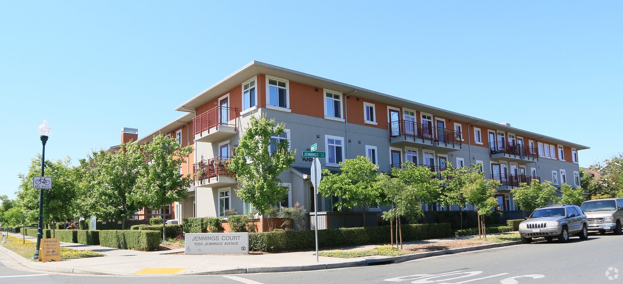 Primary Photo - Jennings Court