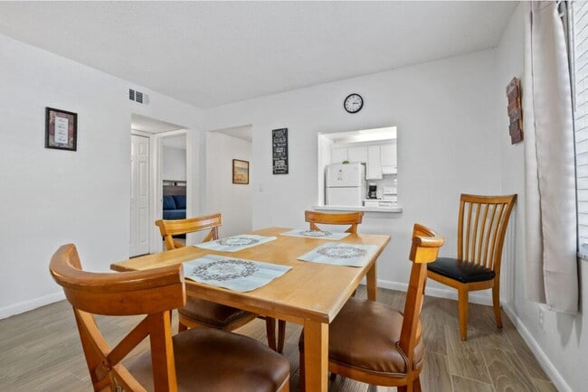 Foto del edificio - 308 Southwind Ct