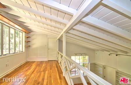 Building Photo - 2 br, 1 bath House - 14227 W Sunset Blvd