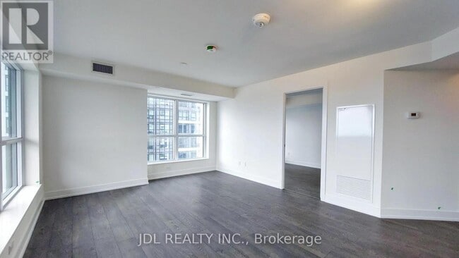 Building Photo - 5 Mabelle Ave