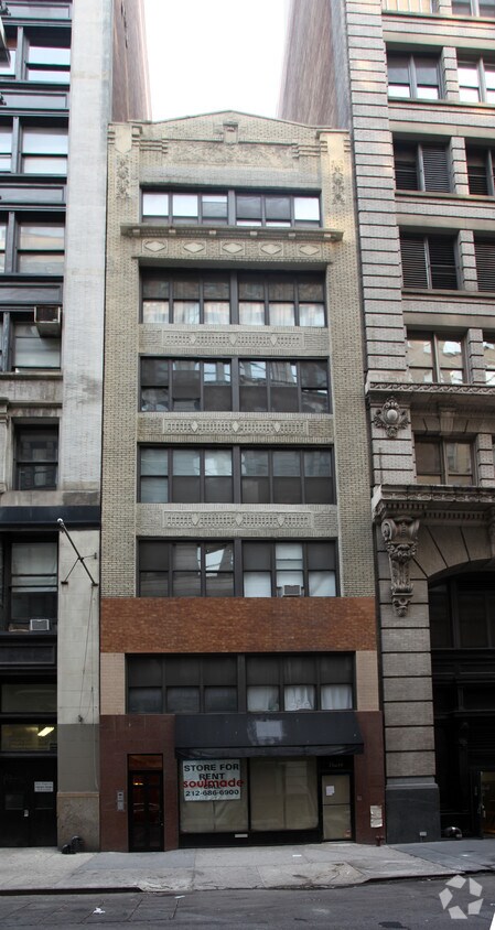 Primary Photo - 21 W 19th St