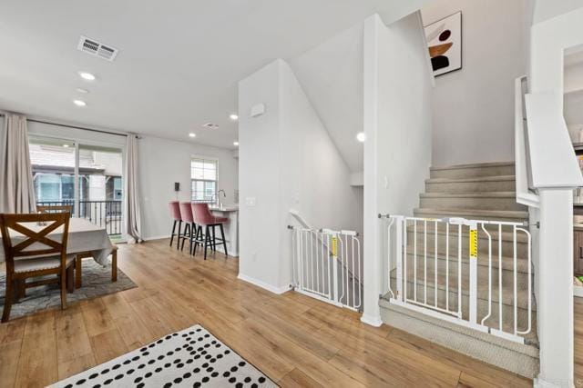 Building Photo - 40521 Melrose Dr