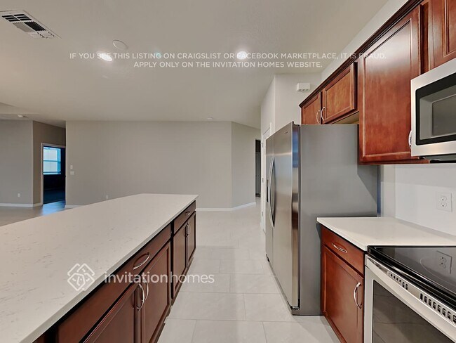 Foto del edificio - 2436 Citrus Overlook St