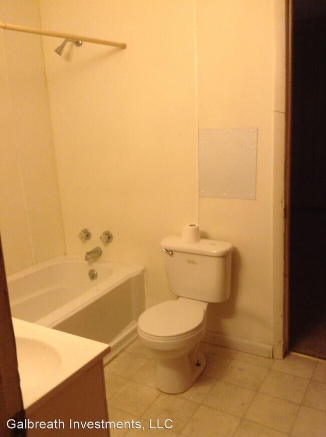 Building Photo - 2 br, 1 bath House - 1026 Carrico