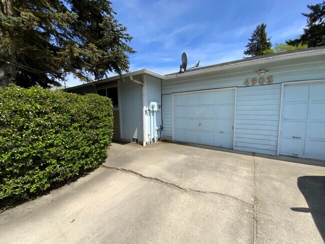 Foto del edificio - 4903 88th Street NE