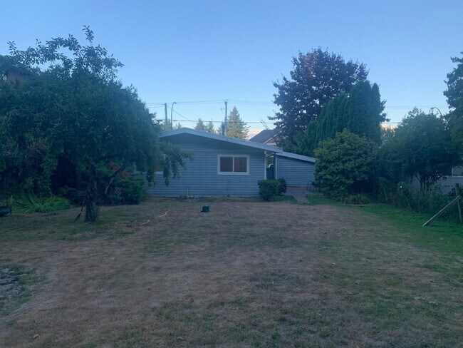 Building Photo - 1543 Stayte Rd