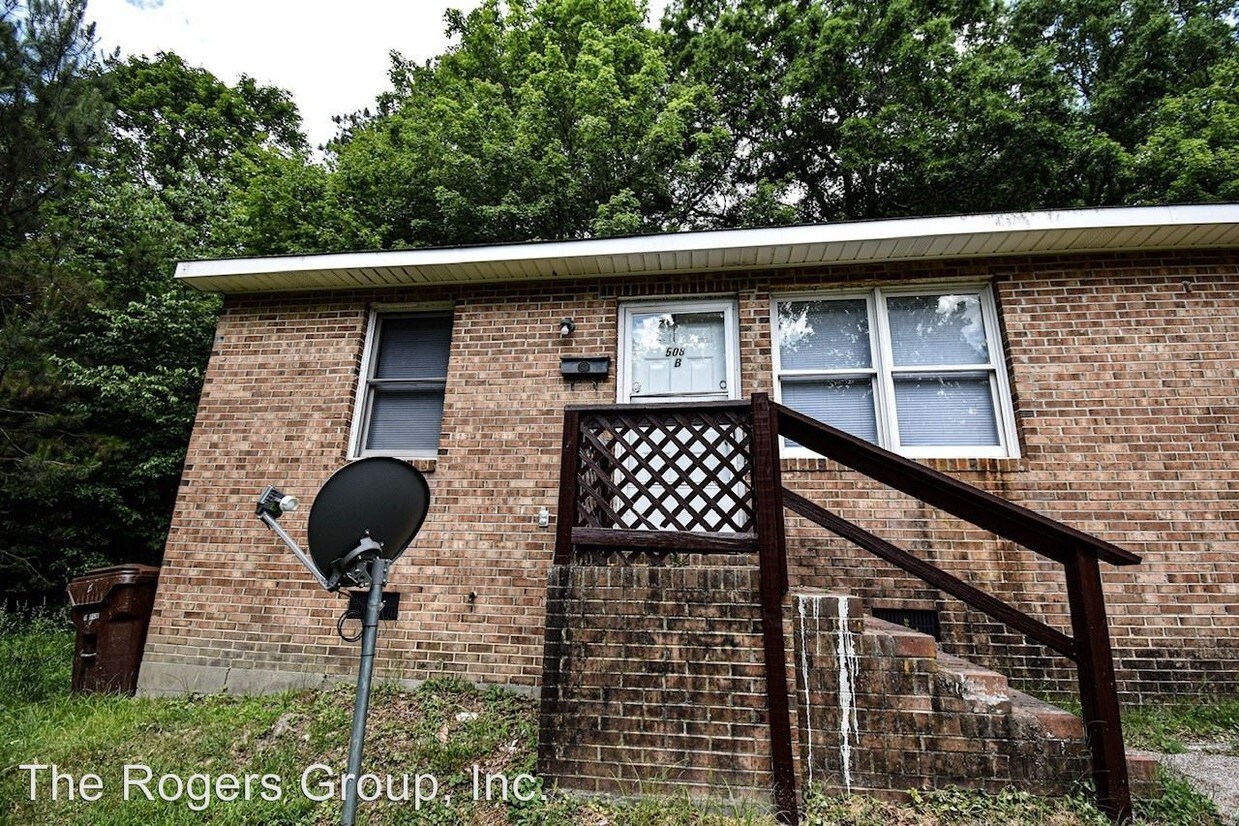 Primary Photo - 508 Charles St