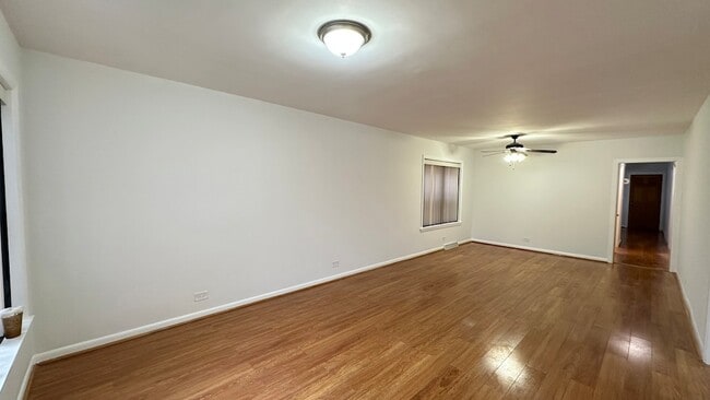 Foto del edificio - 2745 W Berwyn Ave