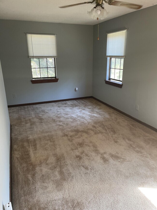 373 Jennys Cove Rd, Cleveland, GA 30528 House Rental in Cleveland, GA