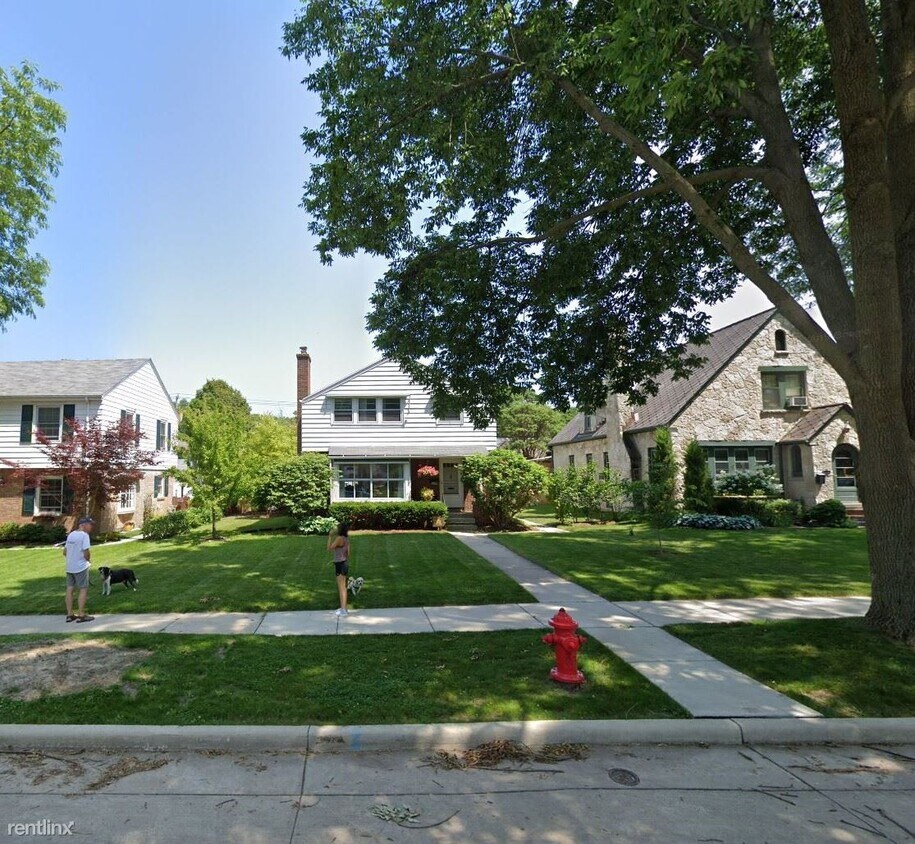 Primary Photo - 3 br, 1.5 bath House - 4840 North Larkin S...