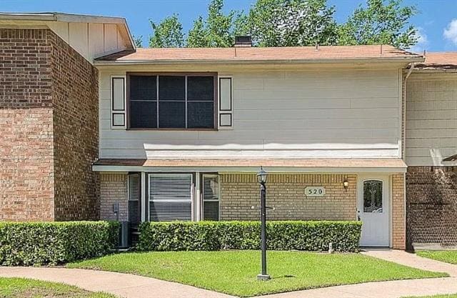 Foto principal - 520 Pecan Acres Ct