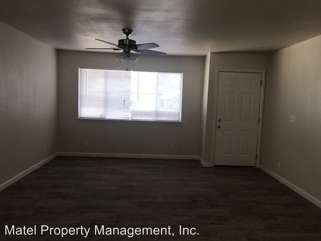 Building Photo - 2025 Durango Ln